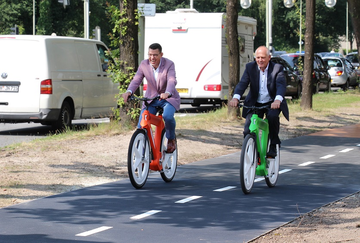 Opening eerste biocomposieten fietspad van Nederland!